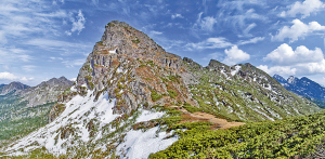 　螺髻山風(fēng)光——蓓蕾峰。涼山在線.jpg